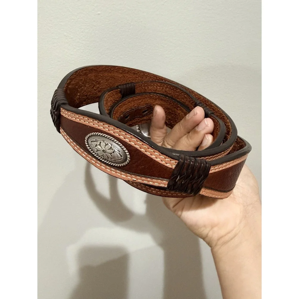 Larry Mahan nwot excellent